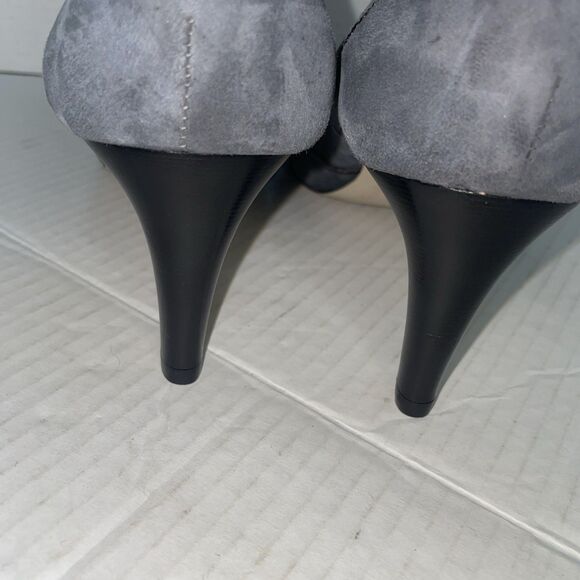 Talbots Heels Women's 9B Gray Leather Suede Pointed Toe Ruffle Kitten Heel Pump - Picture 12 of 16